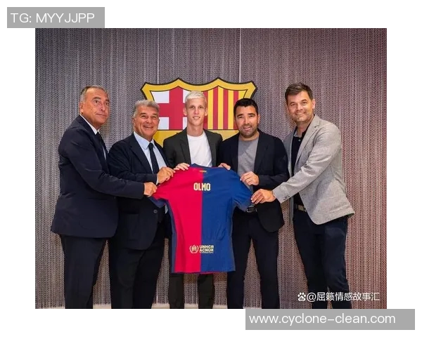 巴塞罗那宣布签约意大利新援,或成新赛季关键之人 巴塞罗那宣布签约意大利新援,或成新赛季关键之人