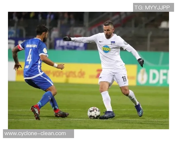 柏林赫塔成功保级,冲出降级区,迎来新赛季挑战! 柏林赫塔成功保级,冲出降级区,迎来新赛季挑战!