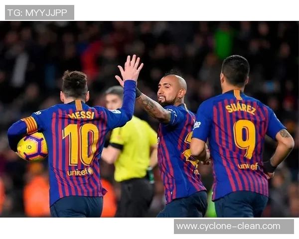 比达尔正式加盟瓦伦西亚，球队引援大手笔备战新赛季