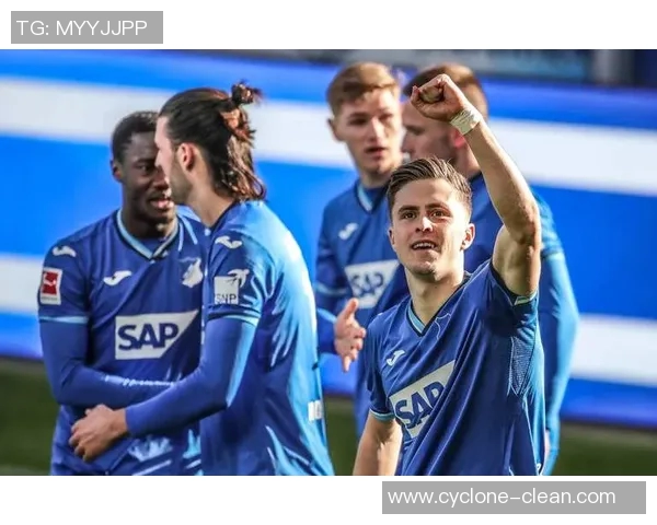 德甲联赛:强队逐渐崭露头角,竞争激烈是个好兆头 德甲联赛:强队逐渐崭露头角,竞争激烈是个好兆头