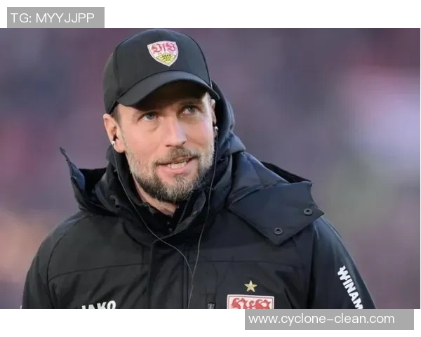 多特主帅因个人原因突然辞职，球迷震惊与猜测