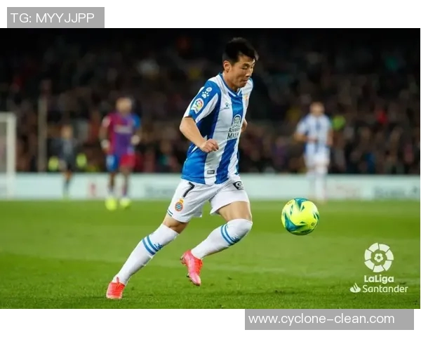 斯图加特险胜降级区，逆袭成功脱险