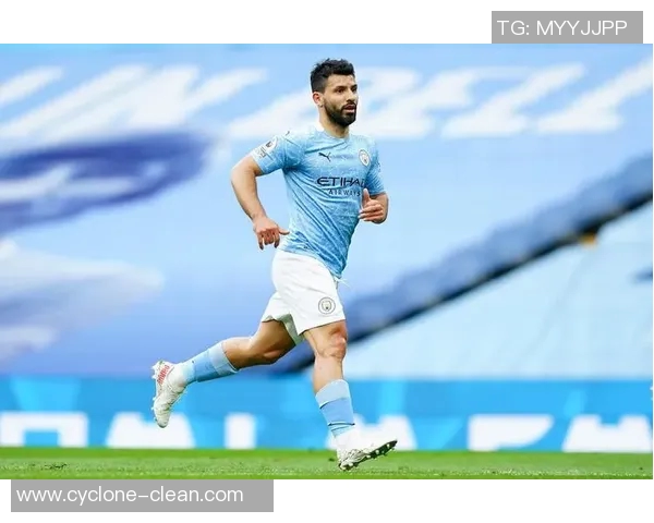 曼联阿圭罗或将因伤缺席关键比赛，球迷担心影响战绩