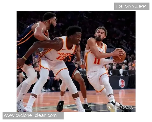 老鹰客场击败尼克斯，取得系列赛领先：关键胜利背后的秘密